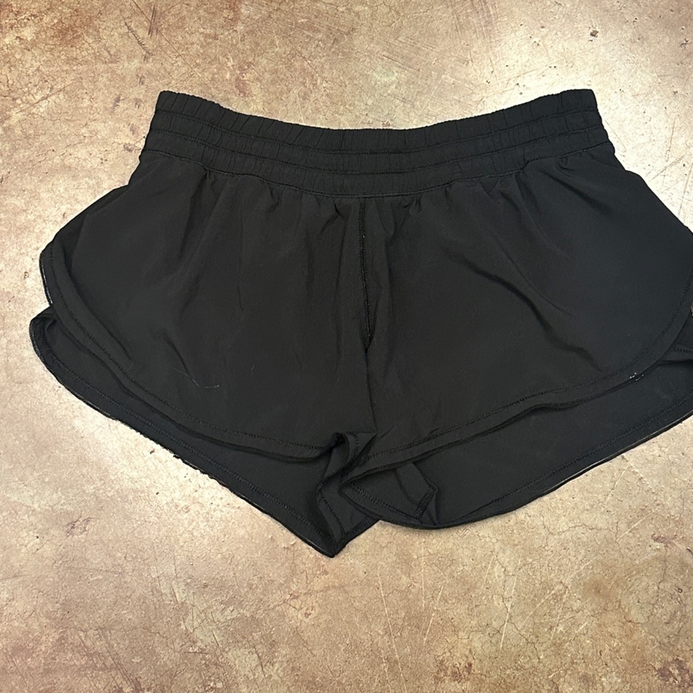 Lululemon Shorts, Black, Size 6